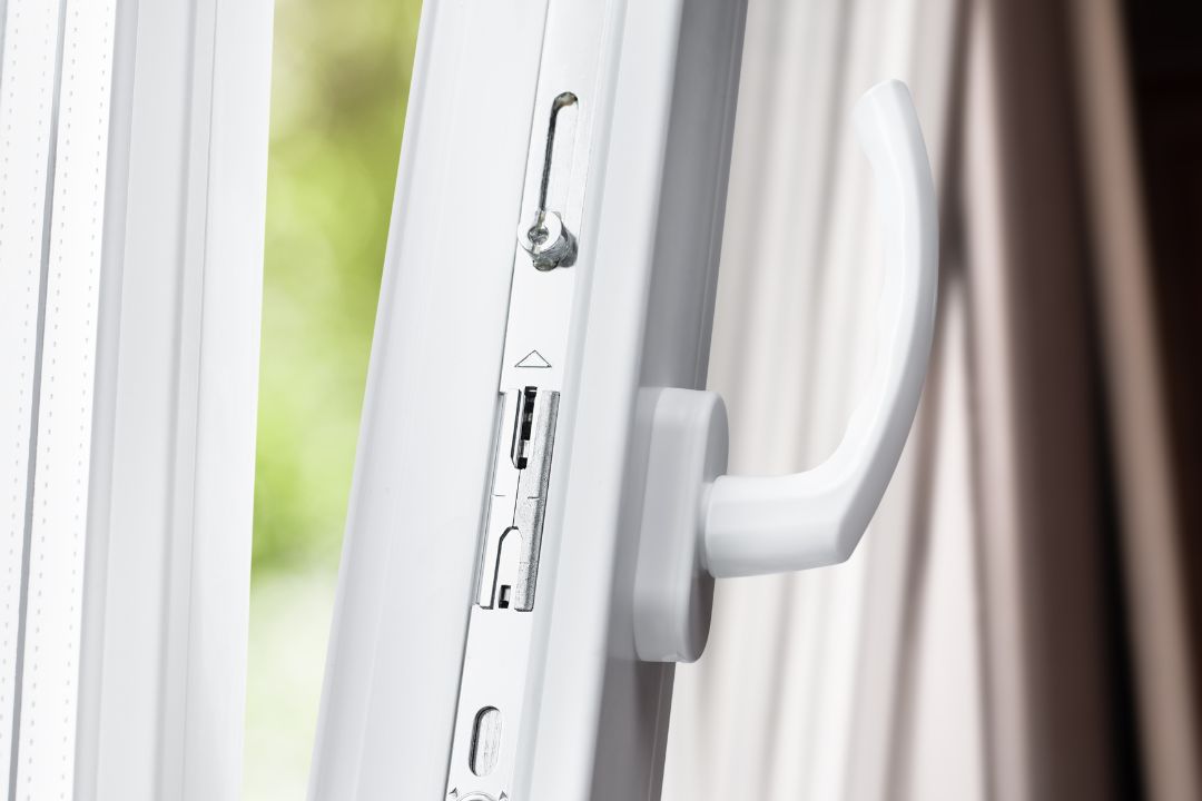 Ventanas correderas VS abatibles: ¿Cuál elegir?