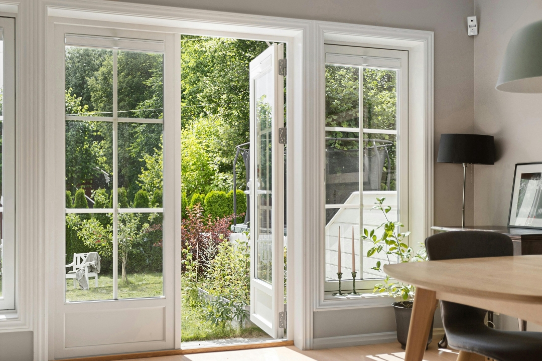 ventanas-verano Ventanas de aluminio en una vivienda.